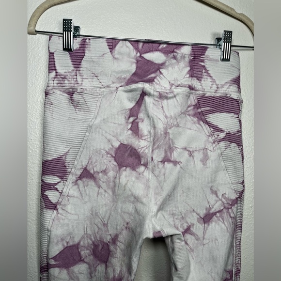Aerie offline pink/purple 7/8 length tie dye leggings size large - Picture 6 of 11